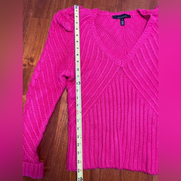 White House Black Market Bright Pink V-Neck Sweater - Picture 11 of 11